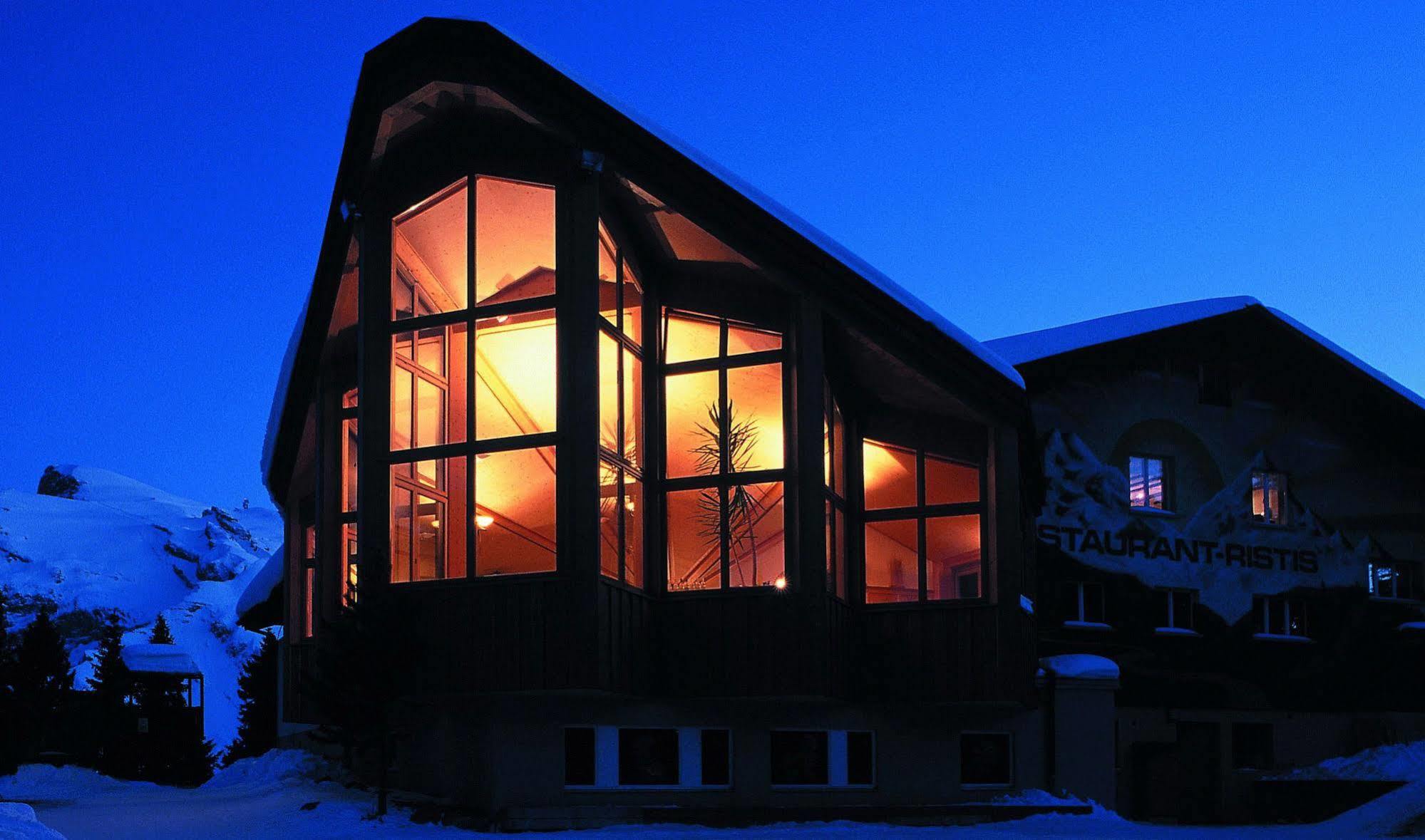 Berglodge Restaurant Ristis Engelberg Exterior photo